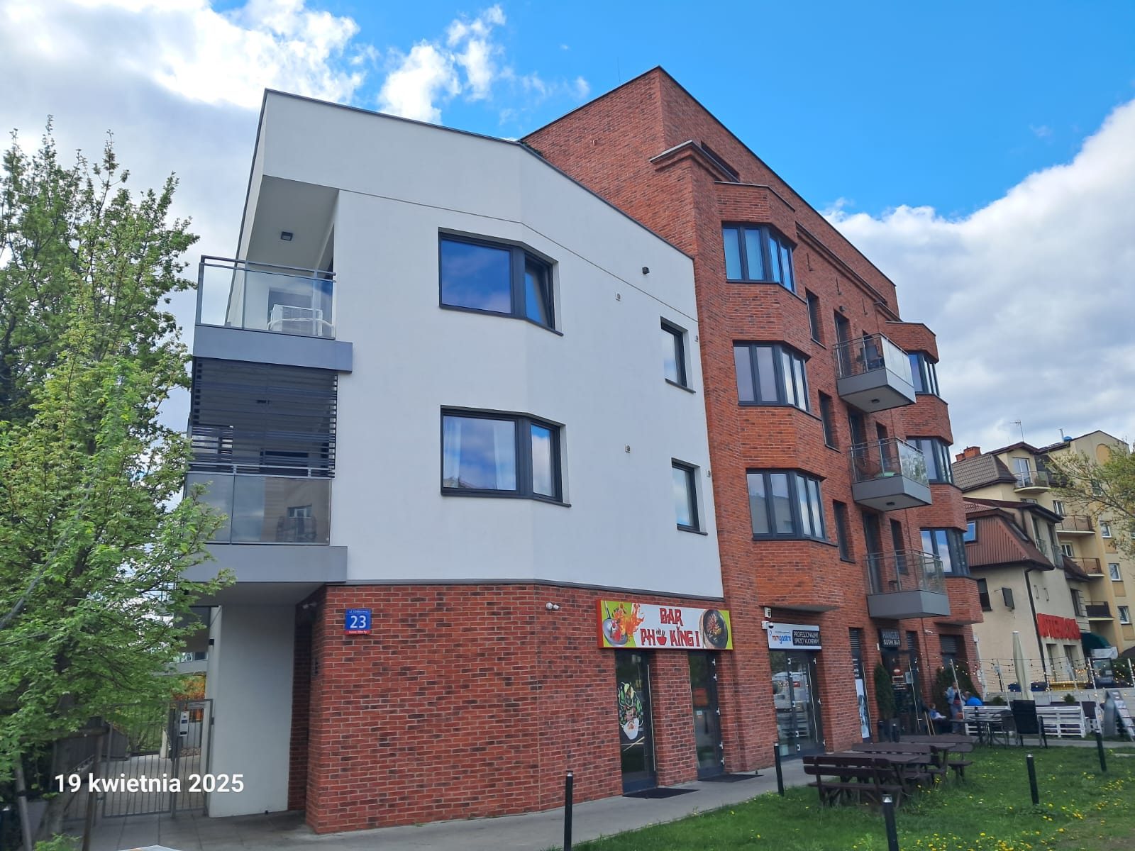 Odbudowa i rozbudowa budynku mieszkalno-usługowego